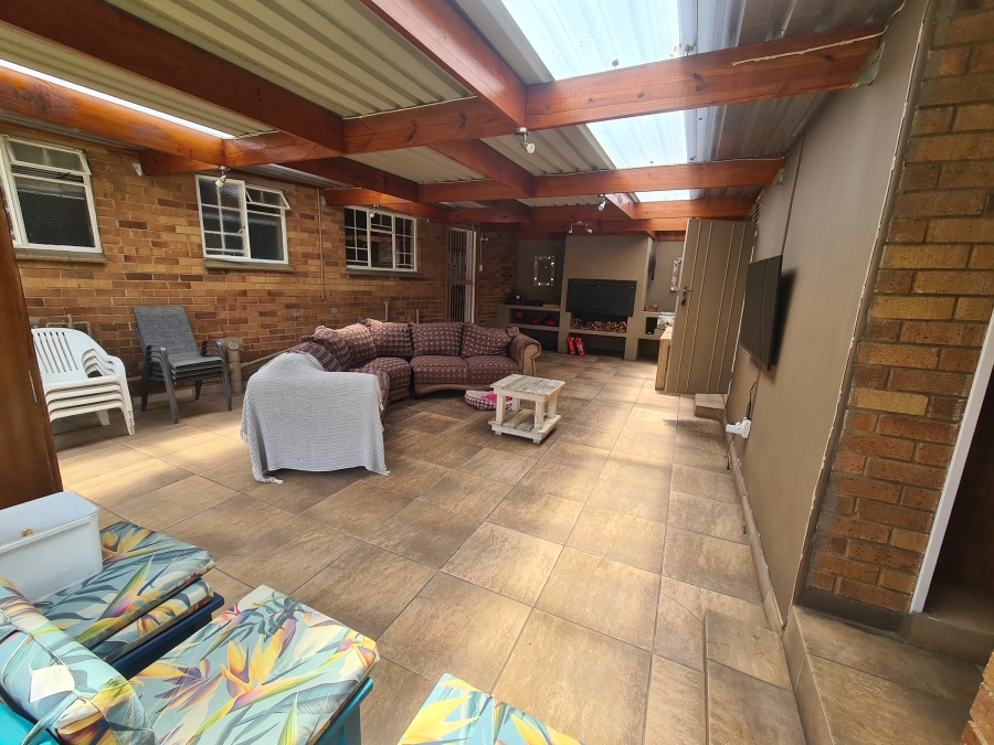 4 Bedroom Property for Sale in Vaalpark Free State